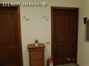 [P34] Camera noastră, Erfurt, în dreapta » foto by irinad
 - 
<span class="allrVoted glyphicon glyphicon-heart hidden" id="av1225378"></span>
<a class="m-l-10 hidden" id="sv1225378" onclick="voting_Foto_DelVot(,1225378,4996)" role="button">șterge vot <span class="glyphicon glyphicon-remove"></span></a>
<a id="v91225378" class=" c-red"  onclick="voting_Foto_SetVot(1225378)" role="button"><span class="glyphicon glyphicon-heart-empty"></span> <b>LIKE</b> = Votează poza</a> <img class="hidden"  id="f1225378W9" src="/imagini/loader.gif" border="0" /><span class="AjErrMes hidden" id="e1225378ErM"></span>