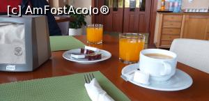 [P43] Cafea (excelentă!) şi suc de portocale » foto by irinad
 - 
<span class="allrVoted glyphicon glyphicon-heart hidden" id="av1225387"></span>
<a class="m-l-10 hidden" id="sv1225387" onclick="voting_Foto_DelVot(,1225387,4996)" role="button">șterge vot <span class="glyphicon glyphicon-remove"></span></a>
<a id="v91225387" class=" c-red"  onclick="voting_Foto_SetVot(1225387)" role="button"><span class="glyphicon glyphicon-heart-empty"></span> <b>LIKE</b> = Votează poza</a> <img class="hidden"  id="f1225387W9" src="/imagini/loader.gif" border="0" /><span class="AjErrMes hidden" id="e1225387ErM"></span>