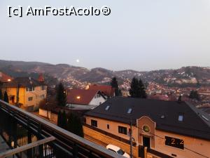 [P06] Răsărit de lună văzut din balcon » foto by irinad
 - 
<span class="allrVoted glyphicon glyphicon-heart hidden" id="av1225350"></span>
<a class="m-l-10 hidden" id="sv1225350" onclick="voting_Foto_DelVot(,1225350,4996)" role="button">șterge vot <span class="glyphicon glyphicon-remove"></span></a>
<a id="v91225350" class=" c-red"  onclick="voting_Foto_SetVot(1225350)" role="button"><span class="glyphicon glyphicon-heart-empty"></span> <b>LIKE</b> = Votează poza</a> <img class="hidden"  id="f1225350W9" src="/imagini/loader.gif" border="0" /><span class="AjErrMes hidden" id="e1225350ErM"></span>
