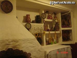 [P29] Interior - 'La Taifas' » foto by crismis
 - 
<span class="allrVoted glyphicon glyphicon-heart hidden" id="av563413"></span>
<a class="m-l-10 hidden" id="sv563413" onclick="voting_Foto_DelVot(,563413,5014)" role="button">șterge vot <span class="glyphicon glyphicon-remove"></span></a>
<a id="v9563413" class=" c-red"  onclick="voting_Foto_SetVot(563413)" role="button"><span class="glyphicon glyphicon-heart-empty"></span> <b>LIKE</b> = Votează poza</a> <img class="hidden"  id="f563413W9" src="/imagini/loader.gif" border="0" /><span class="AjErrMes hidden" id="e563413ErM"></span>