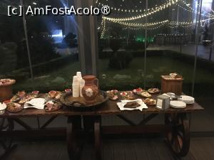 [P02] Antreul cu antreuri » foto by Yersinia Pestis
 - 
<span class="allrVoted glyphicon glyphicon-heart hidden" id="av1400603"></span>
<a class="m-l-10 hidden" id="sv1400603" onclick="voting_Foto_DelVot(,1400603,5014)" role="button">șterge vot <span class="glyphicon glyphicon-remove"></span></a>
<a id="v91400603" class=" c-red"  onclick="voting_Foto_SetVot(1400603)" role="button"><span class="glyphicon glyphicon-heart-empty"></span> <b>LIKE</b> = Votează poza</a> <img class="hidden"  id="f1400603W9" src="/imagini/loader.gif" border="0" /><span class="AjErrMes hidden" id="e1400603ErM"></span>