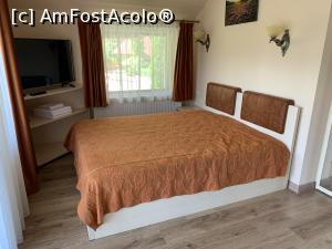 [P14] Patul matrimonial din cameră » foto by AZE
 - 
<span class="allrVoted glyphicon glyphicon-heart hidden" id="av1312811"></span>
<a class="m-l-10 hidden" id="sv1312811" onclick="voting_Foto_DelVot(,1312811,5030)" role="button">șterge vot <span class="glyphicon glyphicon-remove"></span></a>
<a id="v91312811" class=" c-red"  onclick="voting_Foto_SetVot(1312811)" role="button"><span class="glyphicon glyphicon-heart-empty"></span> <b>LIKE</b> = Votează poza</a> <img class="hidden"  id="f1312811W9" src="/imagini/loader.gif" border="0" /><span class="AjErrMes hidden" id="e1312811ErM"></span>