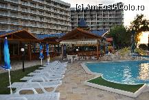 [P06] Poolbarul si terasa restaurantului-vedere spre hotel Kaliakra » foto by kimien
 - 
<span class="allrVoted glyphicon glyphicon-heart hidden" id="av231398"></span>
<a class="m-l-10 hidden" id="sv231398" onclick="voting_Foto_DelVot(,231398,5032)" role="button">șterge vot <span class="glyphicon glyphicon-remove"></span></a>
<a id="v9231398" class=" c-red"  onclick="voting_Foto_SetVot(231398)" role="button"><span class="glyphicon glyphicon-heart-empty"></span> <b>LIKE</b> = Votează poza</a> <img class="hidden"  id="f231398W9" src="/imagini/loader.gif" border="0" /><span class="AjErrMes hidden" id="e231398ErM"></span>