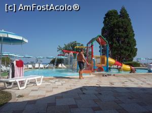 [P05] Piscina copii » foto by krisztike
 - 
<span class="allrVoted glyphicon glyphicon-heart hidden" id="av1103284"></span>
<a class="m-l-10 hidden" id="sv1103284" onclick="voting_Foto_DelVot(,1103284,5032)" role="button">șterge vot <span class="glyphicon glyphicon-remove"></span></a>
<a id="v91103284" class=" c-red"  onclick="voting_Foto_SetVot(1103284)" role="button"><span class="glyphicon glyphicon-heart-empty"></span> <b>LIKE</b> = Votează poza</a> <img class="hidden"  id="f1103284W9" src="/imagini/loader.gif" border="0" /><span class="AjErrMes hidden" id="e1103284ErM"></span>