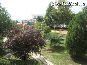 [P09] Un parculet ptr. copii in spatele hotelului » foto by marian1701
 - 
<span class="allrVoted glyphicon glyphicon-heart hidden" id="av463898"></span>
<a class="m-l-10 hidden" id="sv463898" onclick="voting_Foto_DelVot(,463898,5032)" role="button">șterge vot <span class="glyphicon glyphicon-remove"></span></a>
<a id="v9463898" class=" c-red"  onclick="voting_Foto_SetVot(463898)" role="button"><span class="glyphicon glyphicon-heart-empty"></span> <b>LIKE</b> = Votează poza</a> <img class="hidden"  id="f463898W9" src="/imagini/loader.gif" border="0" /><span class="AjErrMes hidden" id="e463898ErM"></span>