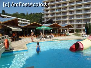[P07] Piscina copiilor și terasa acoperită unde se poate lua masa » foto by Kavarnap
 - 
<span class="allrVoted glyphicon glyphicon-heart hidden" id="av912177"></span>
<a class="m-l-10 hidden" id="sv912177" onclick="voting_Foto_DelVot(,912177,5032)" role="button">șterge vot <span class="glyphicon glyphicon-remove"></span></a>
<a id="v9912177" class=" c-red"  onclick="voting_Foto_SetVot(912177)" role="button"><span class="glyphicon glyphicon-heart-empty"></span> <b>LIKE</b> = Votează poza</a> <img class="hidden"  id="f912177W9" src="/imagini/loader.gif" border="0" /><span class="AjErrMes hidden" id="e912177ErM"></span>