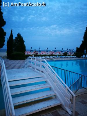[P01] Vedere spre mare.  » foto by M'Liviu
 - 
<span class="allrVoted glyphicon glyphicon-heart hidden" id="av1004737"></span>
<a class="m-l-10 hidden" id="sv1004737" onclick="voting_Foto_DelVot(,1004737,5032)" role="button">șterge vot <span class="glyphicon glyphicon-remove"></span></a>
<a id="v91004737" class=" c-red"  onclick="voting_Foto_SetVot(1004737)" role="button"><span class="glyphicon glyphicon-heart-empty"></span> <b>LIKE</b> = Votează poza</a> <img class="hidden"  id="f1004737W9" src="/imagini/loader.gif" border="0" /><span class="AjErrMes hidden" id="e1004737ErM"></span>