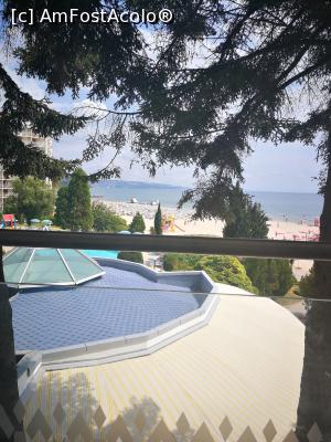 [P04] Vedere din balcon. Primele rânduri de crengi ar trebui tăiate sa poți avea o imagine mai frumoasă spre plaja.  » foto by M'Liviu
 - 
<span class="allrVoted glyphicon glyphicon-heart hidden" id="av1004740"></span>
<a class="m-l-10 hidden" id="sv1004740" onclick="voting_Foto_DelVot(,1004740,5032)" role="button">șterge vot <span class="glyphicon glyphicon-remove"></span></a>
<a id="v91004740" class=" c-red"  onclick="voting_Foto_SetVot(1004740)" role="button"><span class="glyphicon glyphicon-heart-empty"></span> <b>LIKE</b> = Votează poza</a> <img class="hidden"  id="f1004740W9" src="/imagini/loader.gif" border="0" /><span class="AjErrMes hidden" id="e1004740ErM"></span>