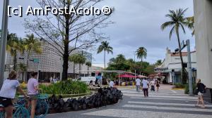 [P18] Lincoln road » foto by ascarlat
 - 
<span class="allrVoted glyphicon glyphicon-heart hidden" id="av856754"></span>
<a class="m-l-10 hidden" id="sv856754" onclick="voting_Foto_DelVot(,856754,5053)" role="button">șterge vot <span class="glyphicon glyphicon-remove"></span></a>
<a id="v9856754" class=" c-red"  onclick="voting_Foto_SetVot(856754)" role="button"><span class="glyphicon glyphicon-heart-empty"></span> <b>LIKE</b> = Votează poza</a> <img class="hidden"  id="f856754W9" src="/imagini/loader.gif" border="0" /><span class="AjErrMes hidden" id="e856754ErM"></span>