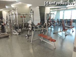 [P09] Sala de fitness partea 1 » foto by bogdanfifa
 - 
<span class="allrVoted glyphicon glyphicon-heart hidden" id="av360264"></span>
<a class="m-l-10 hidden" id="sv360264" onclick="voting_Foto_DelVot(,360264,5054)" role="button">șterge vot <span class="glyphicon glyphicon-remove"></span></a>
<a id="v9360264" class=" c-red"  onclick="voting_Foto_SetVot(360264)" role="button"><span class="glyphicon glyphicon-heart-empty"></span> <b>LIKE</b> = Votează poza</a> <img class="hidden"  id="f360264W9" src="/imagini/loader.gif" border="0" /><span class="AjErrMes hidden" id="e360264ErM"></span>