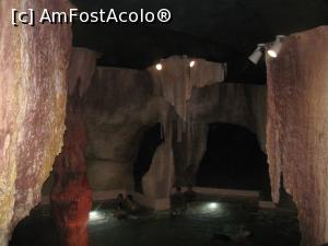 [P18] Aqua Palace Hajduszoboszlo, Piscina Pestera » foto by Dana2008
 - 
<span class="allrVoted glyphicon glyphicon-heart hidden" id="av901533"></span>
<a class="m-l-10 hidden" id="sv901533" onclick="voting_Foto_DelVot(,901533,5055)" role="button">șterge vot <span class="glyphicon glyphicon-remove"></span></a>
<a id="v9901533" class=" c-red"  onclick="voting_Foto_SetVot(901533)" role="button"><span class="glyphicon glyphicon-heart-empty"></span> <b>LIKE</b> = Votează poza</a> <img class="hidden"  id="f901533W9" src="/imagini/loader.gif" border="0" /><span class="AjErrMes hidden" id="e901533ErM"></span>