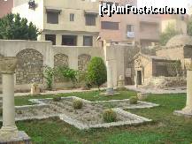 [P14] intram in cimitirul grec » foto by nicoletass
 - 
<span class="allrVoted glyphicon glyphicon-heart hidden" id="av191983"></span>
<a class="m-l-10 hidden" id="sv191983" onclick="voting_Foto_DelVot(,191983,5067)" role="button">șterge vot <span class="glyphicon glyphicon-remove"></span></a>
<a id="v9191983" class=" c-red"  onclick="voting_Foto_SetVot(191983)" role="button"><span class="glyphicon glyphicon-heart-empty"></span> <b>LIKE</b> = Votează poza</a> <img class="hidden"  id="f191983W9" src="/imagini/loader.gif" border="0" /><span class="AjErrMes hidden" id="e191983ErM"></span>