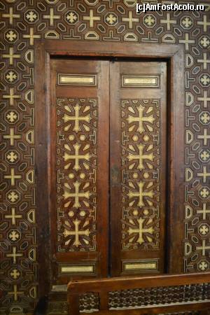 [P53] Biserica Suspendata. Cairoul Coptic.  » foto by TraianS
 - 
<span class="allrVoted glyphicon glyphicon-heart hidden" id="av576738"></span>
<a class="m-l-10 hidden" id="sv576738" onclick="voting_Foto_DelVot(,576738,5067)" role="button">șterge vot <span class="glyphicon glyphicon-remove"></span></a>
<a id="v9576738" class=" c-red"  onclick="voting_Foto_SetVot(576738)" role="button"><span class="glyphicon glyphicon-heart-empty"></span> <b>LIKE</b> = Votează poza</a> <img class="hidden"  id="f576738W9" src="/imagini/loader.gif" border="0" /><span class="AjErrMes hidden" id="e576738ErM"></span>