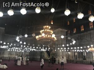 [P53] Moscheea de Alabastru din Citadela lui Saladin - interior moschee » foto by nicole33
 - 
<span class="allrVoted glyphicon glyphicon-heart hidden" id="av1041849"></span>
<a class="m-l-10 hidden" id="sv1041849" onclick="voting_Foto_DelVot(,1041849,5067)" role="button">șterge vot <span class="glyphicon glyphicon-remove"></span></a>
<a id="v91041849" class=" c-red"  onclick="voting_Foto_SetVot(1041849)" role="button"><span class="glyphicon glyphicon-heart-empty"></span> <b>LIKE</b> = Votează poza</a> <img class="hidden"  id="f1041849W9" src="/imagini/loader.gif" border="0" /><span class="AjErrMes hidden" id="e1041849ErM"></span>