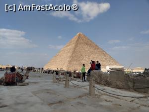 [P12] Platoul de la Giza, Marea Piramidă a lui Kheops, sau Khufu. » foto by maryka
 - 
<span class="allrVoted glyphicon glyphicon-heart hidden" id="av1223082"></span>
<a class="m-l-10 hidden" id="sv1223082" onclick="voting_Foto_DelVot(,1223082,5067)" role="button">șterge vot <span class="glyphicon glyphicon-remove"></span></a>
<a id="v91223082" class=" c-red"  onclick="voting_Foto_SetVot(1223082)" role="button"><span class="glyphicon glyphicon-heart-empty"></span> <b>LIKE</b> = Votează poza</a> <img class="hidden"  id="f1223082W9" src="/imagini/loader.gif" border="0" /><span class="AjErrMes hidden" id="e1223082ErM"></span>