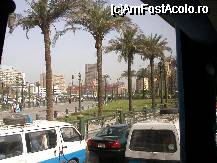 [P07] Cairo - trafic infernal. In planul doi se vede Muzeul de Egiptologie » foto by Diaura*
 - 
<span class="allrVoted glyphicon glyphicon-heart hidden" id="av53677"></span>
<a class="m-l-10 hidden" id="sv53677" onclick="voting_Foto_DelVot(,53677,5067)" role="button">șterge vot <span class="glyphicon glyphicon-remove"></span></a>
<a id="v953677" class=" c-red"  onclick="voting_Foto_SetVot(53677)" role="button"><span class="glyphicon glyphicon-heart-empty"></span> <b>LIKE</b> = Votează poza</a> <img class="hidden"  id="f53677W9" src="/imagini/loader.gif" border="0" /><span class="AjErrMes hidden" id="e53677ErM"></span>