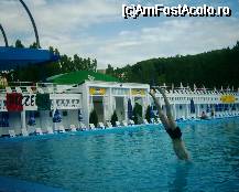 [P11] Piscina din complexul de agrement Geoagiu Bai. Copertinele colorate sunt din spatiul discotecii in aer liber. » foto by cc_iordachescu
 - 
<span class="allrVoted glyphicon glyphicon-heart hidden" id="av53961"></span>
<a class="m-l-10 hidden" id="sv53961" onclick="voting_Foto_DelVot(,53961,5078)" role="button">șterge vot <span class="glyphicon glyphicon-remove"></span></a>
<a id="v953961" class=" c-red"  onclick="voting_Foto_SetVot(53961)" role="button"><span class="glyphicon glyphicon-heart-empty"></span> <b>LIKE</b> = Votează poza</a> <img class="hidden"  id="f53961W9" src="/imagini/loader.gif" border="0" /><span class="AjErrMes hidden" id="e53961ErM"></span>
