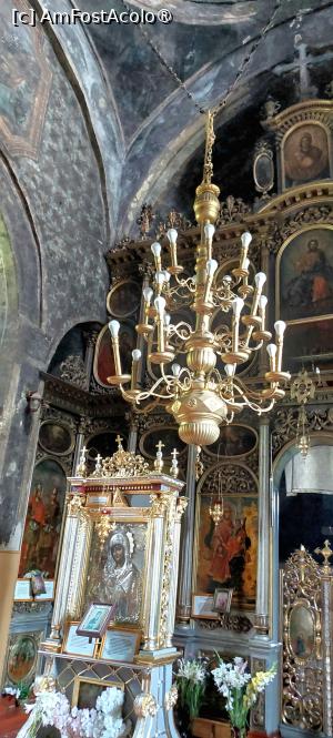 [P89] Biserica Barnovschi - interiorul » foto by Carmen Ion
 - 
<span class="allrVoted glyphicon glyphicon-heart hidden" id="av1507204"></span>
<a class="m-l-10 hidden" id="sv1507204" onclick="voting_Foto_DelVot(,1507204,5091)" role="button">șterge vot <span class="glyphicon glyphicon-remove"></span></a>
<a id="v91507204" class=" c-red"  onclick="voting_Foto_SetVot(1507204)" role="button"><span class="glyphicon glyphicon-heart-empty"></span> <b>LIKE</b> = Votează poza</a> <img class="hidden"  id="f1507204W9" src="/imagini/loader.gif" border="0" /><span class="AjErrMes hidden" id="e1507204ErM"></span>