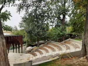 [P68] Teatrul de vară » foto by adso
 - 
<span class="allrVoted glyphicon glyphicon-heart hidden" id="av1392203"></span>
<a class="m-l-10 hidden" id="sv1392203" onclick="voting_Foto_DelVot(,1392203,5091)" role="button">șterge vot <span class="glyphicon glyphicon-remove"></span></a>
<a id="v91392203" class=" c-red"  onclick="voting_Foto_SetVot(1392203)" role="button"><span class="glyphicon glyphicon-heart-empty"></span> <b>LIKE</b> = Votează poza</a> <img class="hidden"  id="f1392203W9" src="/imagini/loader.gif" border="0" /><span class="AjErrMes hidden" id="e1392203ErM"></span>
