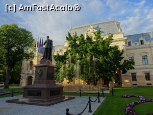 [P18] Statuia regelui Ferdinand - în fața Primăriei. » foto by tata123 🔱
 - 
<span class="allrVoted glyphicon glyphicon-heart hidden" id="av1270229"></span>
<a class="m-l-10 hidden" id="sv1270229" onclick="voting_Foto_DelVot(,1270229,5091)" role="button">șterge vot <span class="glyphicon glyphicon-remove"></span></a>
<a id="v91270229" class=" c-red"  onclick="voting_Foto_SetVot(1270229)" role="button"><span class="glyphicon glyphicon-heart-empty"></span> <b>LIKE</b> = Votează poza</a> <img class="hidden"  id="f1270229W9" src="/imagini/loader.gif" border="0" /><span class="AjErrMes hidden" id="e1270229ErM"></span>