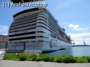 [P01] MSC Fantasia - așteptându-ne în portul din Genova » foto by Cris
 - 
<span class="allrVoted glyphicon glyphicon-heart hidden" id="av745030"></span>
<a class="m-l-10 hidden" id="sv745030" onclick="voting_Foto_DelVot(,745030,5104)" role="button">șterge vot <span class="glyphicon glyphicon-remove"></span></a>
<a id="v9745030" class=" c-red"  onclick="voting_Foto_SetVot(745030)" role="button"><span class="glyphicon glyphicon-heart-empty"></span> <b>LIKE</b> = Votează poza</a> <img class="hidden"  id="f745030W9" src="/imagini/loader.gif" border="0" /><span class="AjErrMes hidden" id="e745030ErM"></span>