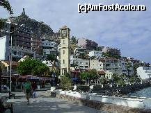 [P23] Kusadasi - Faleza si statuia lui Ataturk pe inaltime. » foto by iulianic
 - 
<span class="allrVoted glyphicon glyphicon-heart hidden" id="av261902"></span>
<a class="m-l-10 hidden" id="sv261902" onclick="voting_Foto_DelVot(,261902,5108)" role="button">șterge vot <span class="glyphicon glyphicon-remove"></span></a>
<a id="v9261902" class=" c-red"  onclick="voting_Foto_SetVot(261902)" role="button"><span class="glyphicon glyphicon-heart-empty"></span> <b>LIKE</b> = Votează poza</a> <img class="hidden"  id="f261902W9" src="/imagini/loader.gif" border="0" /><span class="AjErrMes hidden" id="e261902ErM"></span>