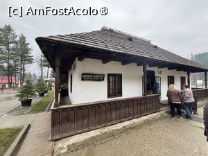 [P83] Magazinul de la mânăstirea Voroneț » foto by AZE
 - 
<span class="allrVoted glyphicon glyphicon-heart hidden" id="av1479165"></span>
<a class="m-l-10 hidden" id="sv1479165" onclick="voting_Foto_DelVot(,1479165,5114)" role="button">șterge vot <span class="glyphicon glyphicon-remove"></span></a>
<a id="v91479165" class=" c-red"  onclick="voting_Foto_SetVot(1479165)" role="button"><span class="glyphicon glyphicon-heart-empty"></span> <b>LIKE</b> = Votează poza</a> <img class="hidden"  id="f1479165W9" src="/imagini/loader.gif" border="0" /><span class="AjErrMes hidden" id="e1479165ErM"></span>