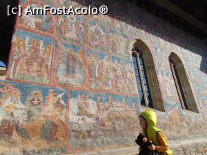 [P35] La manastirea Moldovita » foto by liviu49
 - 
<span class="allrVoted glyphicon glyphicon-heart hidden" id="av1302675"></span>
<a class="m-l-10 hidden" id="sv1302675" onclick="voting_Foto_DelVot(,1302675,5114)" role="button">șterge vot <span class="glyphicon glyphicon-remove"></span></a>
<a id="v91302675" class=" c-red"  onclick="voting_Foto_SetVot(1302675)" role="button"><span class="glyphicon glyphicon-heart-empty"></span> <b>LIKE</b> = Votează poza</a> <img class="hidden"  id="f1302675W9" src="/imagini/loader.gif" border="0" /><span class="AjErrMes hidden" id="e1302675ErM"></span>