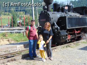 [P37] Pe peronul garii Moldovita, inainte de imbarcare in vagon » foto by liviu49
 - 
<span class="allrVoted glyphicon glyphicon-heart hidden" id="av1302677"></span>
<a class="m-l-10 hidden" id="sv1302677" onclick="voting_Foto_DelVot(,1302677,5114)" role="button">șterge vot <span class="glyphicon glyphicon-remove"></span></a>
<a id="v91302677" class=" c-red"  onclick="voting_Foto_SetVot(1302677)" role="button"><span class="glyphicon glyphicon-heart-empty"></span> <b>LIKE</b> = Votează poza</a> <img class="hidden"  id="f1302677W9" src="/imagini/loader.gif" border="0" /><span class="AjErrMes hidden" id="e1302677ErM"></span>