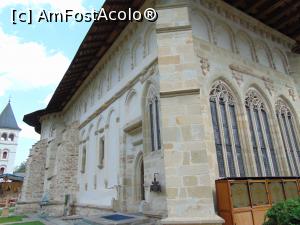 [P46] Admiram peretele vestic si cel nordic al bisericii . » foto by liviu49
 - 
<span class="allrVoted glyphicon glyphicon-heart hidden" id="av1304871"></span>
<a class="m-l-10 hidden" id="sv1304871" onclick="voting_Foto_DelVot(,1304871,5114)" role="button">șterge vot <span class="glyphicon glyphicon-remove"></span></a>
<a id="v91304871" class=" c-red"  onclick="voting_Foto_SetVot(1304871)" role="button"><span class="glyphicon glyphicon-heart-empty"></span> <b>LIKE</b> = Votează poza</a> <img class="hidden"  id="f1304871W9" src="/imagini/loader.gif" border="0" /><span class="AjErrMes hidden" id="e1304871ErM"></span>