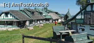 [P10] Amfiteatrul Transilvania - casutele unde te poti caza. » foto by ⭐ValentinB_88⭐
 - 
<span class="allrVoted glyphicon glyphicon-heart hidden" id="av1401718"></span>
<a class="m-l-10 hidden" id="sv1401718" onclick="voting_Foto_DelVot(,1401718,5116)" role="button">șterge vot <span class="glyphicon glyphicon-remove"></span></a>
<a id="v91401718" class=" c-red"  onclick="voting_Foto_SetVot(1401718)" role="button"><span class="glyphicon glyphicon-heart-empty"></span> <b>LIKE</b> = Votează poza</a> <img class="hidden"  id="f1401718W9" src="/imagini/loader.gif" border="0" /><span class="AjErrMes hidden" id="e1401718ErM"></span>