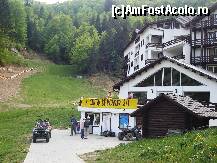 [P23] Centrul de închirieri echipament sportiv și ATV-uri de la Complexul Cheile Grădiștei » foto by mariana.olaru
 - 
<span class="allrVoted glyphicon glyphicon-heart hidden" id="av194254"></span>
<a class="m-l-10 hidden" id="sv194254" onclick="voting_Foto_DelVot(,194254,5116)" role="button">șterge vot <span class="glyphicon glyphicon-remove"></span></a>
<a id="v9194254" class=" c-red"  onclick="voting_Foto_SetVot(194254)" role="button"><span class="glyphicon glyphicon-heart-empty"></span> <b>LIKE</b> = Votează poza</a> <img class="hidden"  id="f194254W9" src="/imagini/loader.gif" border="0" /><span class="AjErrMes hidden" id="e194254ErM"></span>