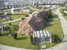 [P03] Miniaturc - Cladiri celebre in miniatura » foto by romanitzaa
 - 
<span class="allrVoted glyphicon glyphicon-heart hidden" id="av102975"></span>
<a class="m-l-10 hidden" id="sv102975" onclick="voting_Foto_DelVot(,102975,5120)" role="button">șterge vot <span class="glyphicon glyphicon-remove"></span></a>
<a id="v9102975" class=" c-red"  onclick="voting_Foto_SetVot(102975)" role="button"><span class="glyphicon glyphicon-heart-empty"></span> <b>LIKE</b> = Votează poza</a> <img class="hidden"  id="f102975W9" src="/imagini/loader.gif" border="0" /><span class="AjErrMes hidden" id="e102975ErM"></span>