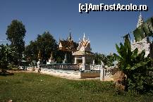 [P05] templu pe tonle sap » foto by mariarosa
 - 
<span class="allrVoted glyphicon glyphicon-heart hidden" id="av93311"></span>
<a class="m-l-10 hidden" id="sv93311" onclick="voting_Foto_DelVot(,93311,5123)" role="button">șterge vot <span class="glyphicon glyphicon-remove"></span></a>
<a id="v993311" class=" c-red"  onclick="voting_Foto_SetVot(93311)" role="button"><span class="glyphicon glyphicon-heart-empty"></span> <b>LIKE</b> = Votează poza</a> <img class="hidden"  id="f93311W9" src="/imagini/loader.gif" border="0" /><span class="AjErrMes hidden" id="e93311ErM"></span>