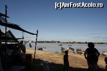 [P06] pe malul tonle sap » foto by mariarosa
 - 
<span class="allrVoted glyphicon glyphicon-heart hidden" id="av93312"></span>
<a class="m-l-10 hidden" id="sv93312" onclick="voting_Foto_DelVot(,93312,5123)" role="button">șterge vot <span class="glyphicon glyphicon-remove"></span></a>
<a id="v993312" class=" c-red"  onclick="voting_Foto_SetVot(93312)" role="button"><span class="glyphicon glyphicon-heart-empty"></span> <b>LIKE</b> = Votează poza</a> <img class="hidden"  id="f93312W9" src="/imagini/loader.gif" border="0" /><span class="AjErrMes hidden" id="e93312ErM"></span>