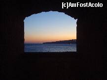 [P12] Dini nteriorul Castel dell'Ovo de la una din ferestre imaginea apusului si a lui Posillipo » foto by mecut
 - 
<span class="allrVoted glyphicon glyphicon-heart hidden" id="av191165"></span>
<a class="m-l-10 hidden" id="sv191165" onclick="voting_Foto_DelVot(,191165,5128)" role="button">șterge vot <span class="glyphicon glyphicon-remove"></span></a>
<a id="v9191165" class=" c-red"  onclick="voting_Foto_SetVot(191165)" role="button"><span class="glyphicon glyphicon-heart-empty"></span> <b>LIKE</b> = Votează poza</a> <img class="hidden"  id="f191165W9" src="/imagini/loader.gif" border="0" /><span class="AjErrMes hidden" id="e191165ErM"></span>