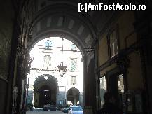 [P27] Tot Capuano - spre curtea interioara » foto by mecut
 - 
<span class="allrVoted glyphicon glyphicon-heart hidden" id="av202166"></span>
<a class="m-l-10 hidden" id="sv202166" onclick="voting_Foto_DelVot(,202166,5128)" role="button">șterge vot <span class="glyphicon glyphicon-remove"></span></a>
<a id="v9202166" class=" c-red"  onclick="voting_Foto_SetVot(202166)" role="button"><span class="glyphicon glyphicon-heart-empty"></span> <b>LIKE</b> = Votează poza</a> <img class="hidden"  id="f202166W9" src="/imagini/loader.gif" border="0" /><span class="AjErrMes hidden" id="e202166ErM"></span>