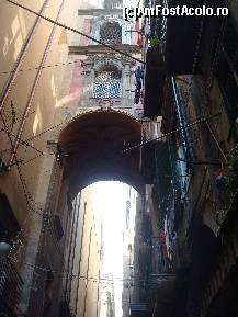 [P33] Turnul manastirii San Gregorio Armeno » foto by mecut
 - 
<span class="allrVoted glyphicon glyphicon-heart hidden" id="av202172"></span>
<a class="m-l-10 hidden" id="sv202172" onclick="voting_Foto_DelVot(,202172,5128)" role="button">șterge vot <span class="glyphicon glyphicon-remove"></span></a>
<a id="v9202172" class=" c-red"  onclick="voting_Foto_SetVot(202172)" role="button"><span class="glyphicon glyphicon-heart-empty"></span> <b>LIKE</b> = Votează poza</a> <img class="hidden"  id="f202172W9" src="/imagini/loader.gif" border="0" /><span class="AjErrMes hidden" id="e202172ErM"></span>