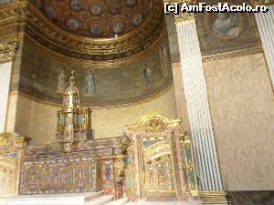 [P12] imagine din capela Palatului Regal.  » foto by amero
 - 
<span class="allrVoted glyphicon glyphicon-heart hidden" id="av594367"></span>
<a class="m-l-10 hidden" id="sv594367" onclick="voting_Foto_DelVot(,594367,5128)" role="button">șterge vot <span class="glyphicon glyphicon-remove"></span></a>
<a id="v9594367" class=" c-red"  onclick="voting_Foto_SetVot(594367)" role="button"><span class="glyphicon glyphicon-heart-empty"></span> <b>LIKE</b> = Votează poza</a> <img class="hidden"  id="f594367W9" src="/imagini/loader.gif" border="0" /><span class="AjErrMes hidden" id="e594367ErM"></span>