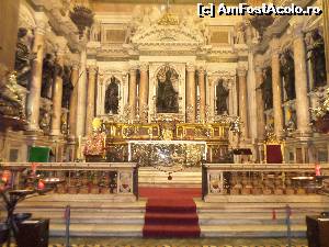 [P18] Capela San Gennaro - remarcabila, mult aur, statui din abanos si tec, bustul sfantului » foto by amero
 - 
<span class="allrVoted glyphicon glyphicon-heart hidden" id="av594373"></span>
<a class="m-l-10 hidden" id="sv594373" onclick="voting_Foto_DelVot(,594373,5128)" role="button">șterge vot <span class="glyphicon glyphicon-remove"></span></a>
<a id="v9594373" class=" c-red"  onclick="voting_Foto_SetVot(594373)" role="button"><span class="glyphicon glyphicon-heart-empty"></span> <b>LIKE</b> = Votează poza</a> <img class="hidden"  id="f594373W9" src="/imagini/loader.gif" border="0" /><span class="AjErrMes hidden" id="e594373ErM"></span>