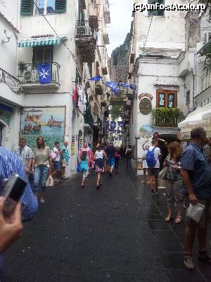 [P05] Amalfi :)  » foto by kisuletz*
 - 
<span class="allrVoted glyphicon glyphicon-heart hidden" id="av345238"></span>
<a class="m-l-10 hidden" id="sv345238" onclick="voting_Foto_DelVot(,345238,5128)" role="button">șterge vot <span class="glyphicon glyphicon-remove"></span></a>
<a id="v9345238" class=" c-red"  onclick="voting_Foto_SetVot(345238)" role="button"><span class="glyphicon glyphicon-heart-empty"></span> <b>LIKE</b> = Votează poza</a> <img class="hidden"  id="f345238W9" src="/imagini/loader.gif" border="0" /><span class="AjErrMes hidden" id="e345238ErM"></span>