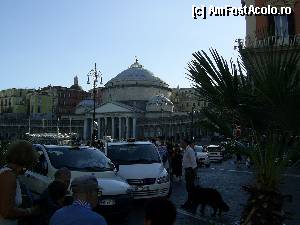 [P39] Napoli - Piazza Plebiscito şi Chiesa di San Francesco di Paola.  » foto by iulianic
 - 
<span class="allrVoted glyphicon glyphicon-heart hidden" id="av405155"></span>
<a class="m-l-10 hidden" id="sv405155" onclick="voting_Foto_DelVot(,405155,5128)" role="button">șterge vot <span class="glyphicon glyphicon-remove"></span></a>
<a id="v9405155" class=" c-red"  onclick="voting_Foto_SetVot(405155)" role="button"><span class="glyphicon glyphicon-heart-empty"></span> <b>LIKE</b> = Votează poza</a> <img class="hidden"  id="f405155W9" src="/imagini/loader.gif" border="0" /><span class="AjErrMes hidden" id="e405155ErM"></span>