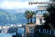 [P40] vedere din şi spre sorrento » foto by ariciu*
 - 
<span class="allrVoted glyphicon glyphicon-heart hidden" id="av406850"></span>
<a class="m-l-10 hidden" id="sv406850" onclick="voting_Foto_DelVot(,406850,5128)" role="button">șterge vot <span class="glyphicon glyphicon-remove"></span></a>
<a id="v9406850" class=" c-red"  onclick="voting_Foto_SetVot(406850)" role="button"><span class="glyphicon glyphicon-heart-empty"></span> <b>LIKE</b> = Votează poza</a> <img class="hidden"  id="f406850W9" src="/imagini/loader.gif" border="0" /><span class="AjErrMes hidden" id="e406850ErM"></span>