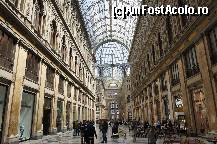 [P31] Galeria Umberto I » foto by grigo*
 - 
<span class="allrVoted glyphicon glyphicon-heart hidden" id="av418680"></span>
<a class="m-l-10 hidden" id="sv418680" onclick="voting_Foto_DelVot(,418680,5128)" role="button">șterge vot <span class="glyphicon glyphicon-remove"></span></a>
<a id="v9418680" class=" c-red"  onclick="voting_Foto_SetVot(418680)" role="button"><span class="glyphicon glyphicon-heart-empty"></span> <b>LIKE</b> = Votează poza</a> <img class="hidden"  id="f418680W9" src="/imagini/loader.gif" border="0" /><span class="AjErrMes hidden" id="e418680ErM"></span>