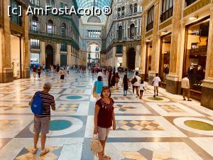 [P01] Galeriile Umberto, Napoli!  » foto by indiralisa_26
 - 
<span class="allrVoted glyphicon glyphicon-heart hidden" id="av1102368"></span>
<a class="m-l-10 hidden" id="sv1102368" onclick="voting_Foto_DelVot(,1102368,5128)" role="button">șterge vot <span class="glyphicon glyphicon-remove"></span></a>
<a id="v91102368" class=" c-red"  onclick="voting_Foto_SetVot(1102368)" role="button"><span class="glyphicon glyphicon-heart-empty"></span> <b>LIKE</b> = Votează poza</a> <img class="hidden"  id="f1102368W9" src="/imagini/loader.gif" border="0" /><span class="AjErrMes hidden" id="e1102368ErM"></span>