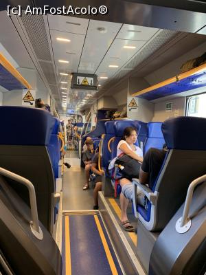 [P03] tren Salerno-Napoli, clasa a 2-a » foto by indiralisa_26
 - 
<span class="allrVoted glyphicon glyphicon-heart hidden" id="av1102370"></span>
<a class="m-l-10 hidden" id="sv1102370" onclick="voting_Foto_DelVot(,1102370,5128)" role="button">șterge vot <span class="glyphicon glyphicon-remove"></span></a>
<a id="v91102370" class=" c-red"  onclick="voting_Foto_SetVot(1102370)" role="button"><span class="glyphicon glyphicon-heart-empty"></span> <b>LIKE</b> = Votează poza</a> <img class="hidden"  id="f1102370W9" src="/imagini/loader.gif" border="0" /><span class="AjErrMes hidden" id="e1102370ErM"></span>