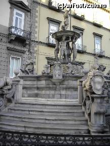 [P03] Fontana del Nettuno » foto by Costi
 - 
<span class="allrVoted glyphicon glyphicon-heart hidden" id="av55268"></span>
<a class="m-l-10 hidden" id="sv55268" onclick="voting_Foto_DelVot(,55268,5128)" role="button">șterge vot <span class="glyphicon glyphicon-remove"></span></a>
<a id="v955268" class=" c-red"  onclick="voting_Foto_SetVot(55268)" role="button"><span class="glyphicon glyphicon-heart-empty"></span> <b>LIKE</b> = Votează poza</a> <img class="hidden"  id="f55268W9" src="/imagini/loader.gif" border="0" /><span class="AjErrMes hidden" id="e55268ErM"></span>