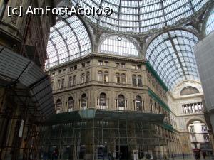 [P06] Galeria Umberto I, Napoli. » foto by mihaelavoicu
 - 
<span class="allrVoted glyphicon glyphicon-heart hidden" id="av1199727"></span>
<a class="m-l-10 hidden" id="sv1199727" onclick="voting_Foto_DelVot(,1199727,5128)" role="button">șterge vot <span class="glyphicon glyphicon-remove"></span></a>
<a id="v91199727" class=" c-red"  onclick="voting_Foto_SetVot(1199727)" role="button"><span class="glyphicon glyphicon-heart-empty"></span> <b>LIKE</b> = Votează poza</a> <img class="hidden"  id="f1199727W9" src="/imagini/loader.gif" border="0" /><span class="AjErrMes hidden" id="e1199727ErM"></span>