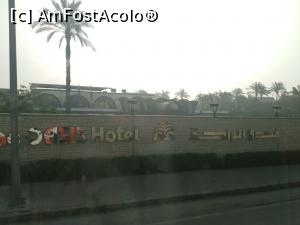 [P01] Oasis Hotel, Giza - Cairo » foto by calator65
 - 
<span class="allrVoted glyphicon glyphicon-heart hidden" id="av854843"></span>
<a class="m-l-10 hidden" id="sv854843" onclick="voting_Foto_DelVot(,854843,5132)" role="button">șterge vot <span class="glyphicon glyphicon-remove"></span></a>
<a id="v9854843" class=" c-red"  onclick="voting_Foto_SetVot(854843)" role="button"><span class="glyphicon glyphicon-heart-empty"></span> <b>LIKE</b> = Votează poza</a> <img class="hidden"  id="f854843W9" src="/imagini/loader.gif" border="0" /><span class="AjErrMes hidden" id="e854843ErM"></span>