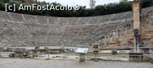 [P03] Teatrul Antic Epidaurus. Se poate observa una dintre portile de acces (dreapta), scena si caveea. » foto by ovidiuyepi
 - 
<span class="allrVoted glyphicon glyphicon-heart hidden" id="av1293426"></span>
<a class="m-l-10 hidden" id="sv1293426" onclick="voting_Foto_DelVot(,1293426,5137)" role="button">șterge vot <span class="glyphicon glyphicon-remove"></span></a>
<a id="v91293426" class=" c-red"  onclick="voting_Foto_SetVot(1293426)" role="button"><span class="glyphicon glyphicon-heart-empty"></span> <b>LIKE</b> = Votează poza</a> <img class="hidden"  id="f1293426W9" src="/imagini/loader.gif" border="0" /><span class="AjErrMes hidden" id="e1293426ErM"></span>